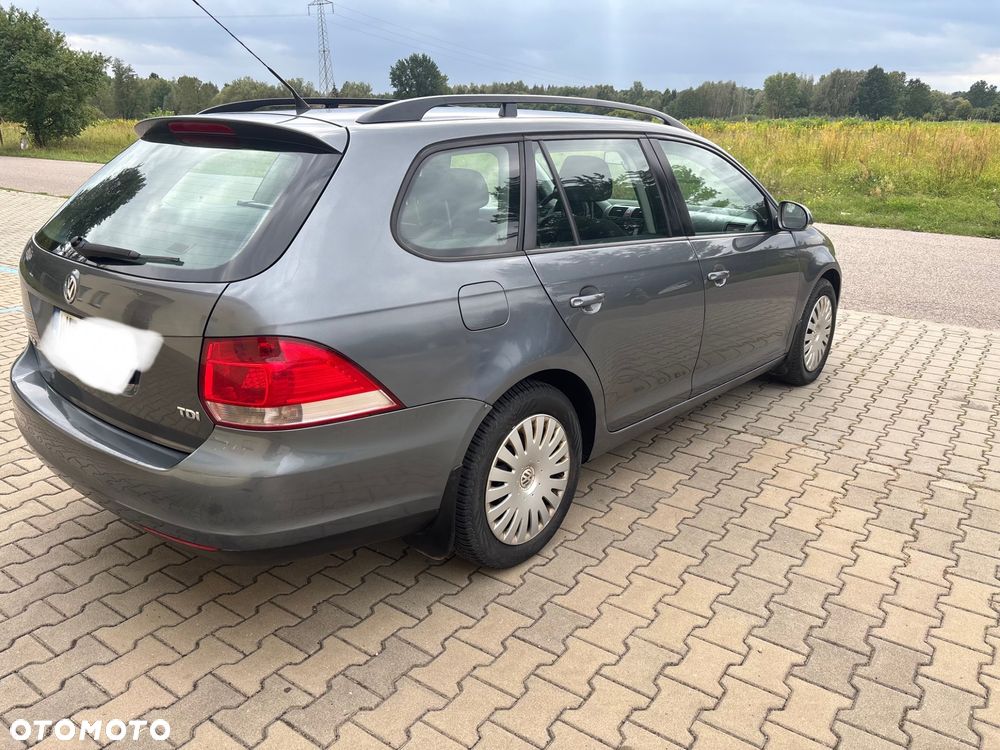 Volkswagen Golf - 4