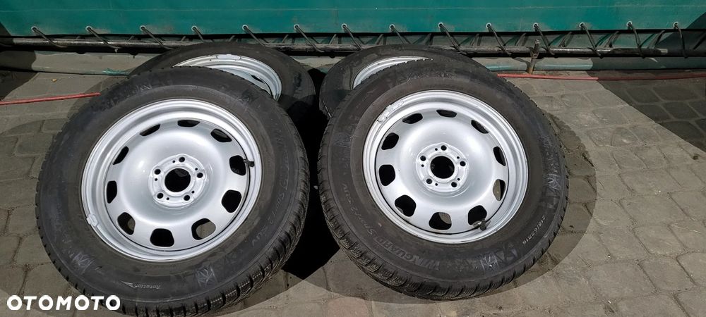 Dacia Duster - Koła zimowe 16" - Nexen 7mm - 1