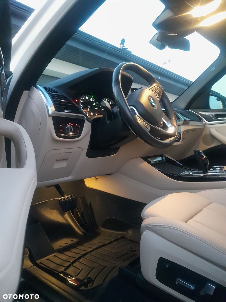 BMW X3 xDrive30i xLine - 9