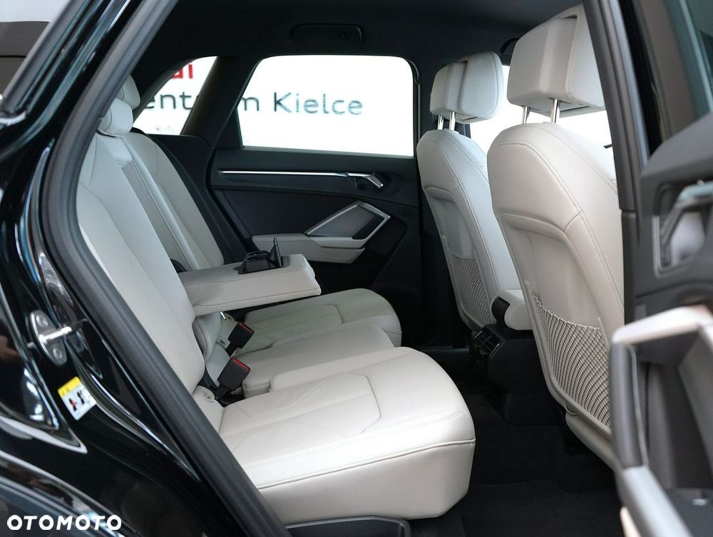 Audi Q3 - 32