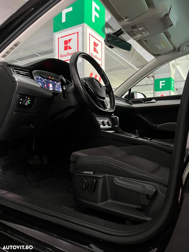 Volkswagen Passat - 10
