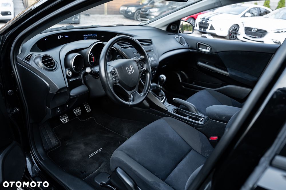 Honda Civic 1.8 Sport - 16