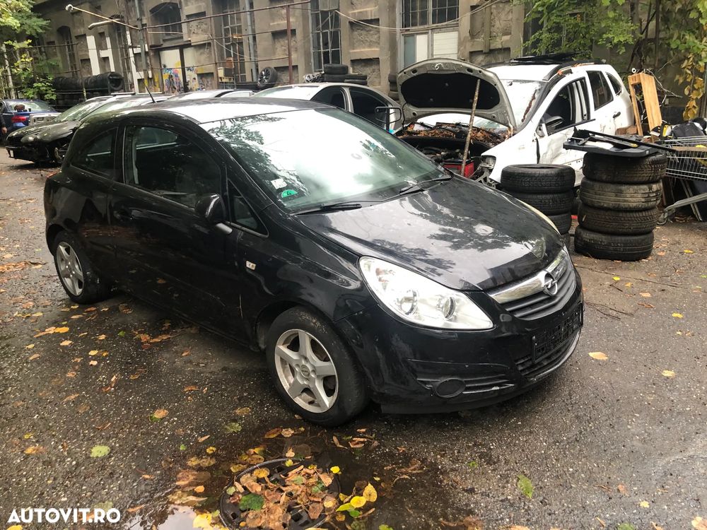 Dezmembrez Opel Corsa D coupe negru benzina 1,2 2007 - 2