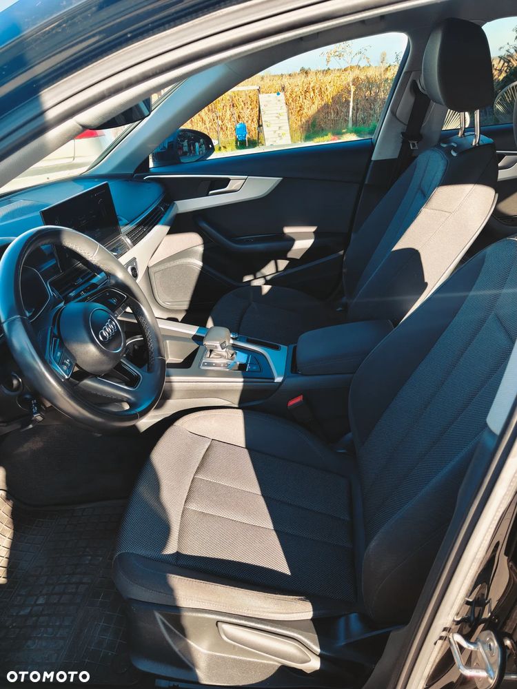 Audi A4 Limousine - 18