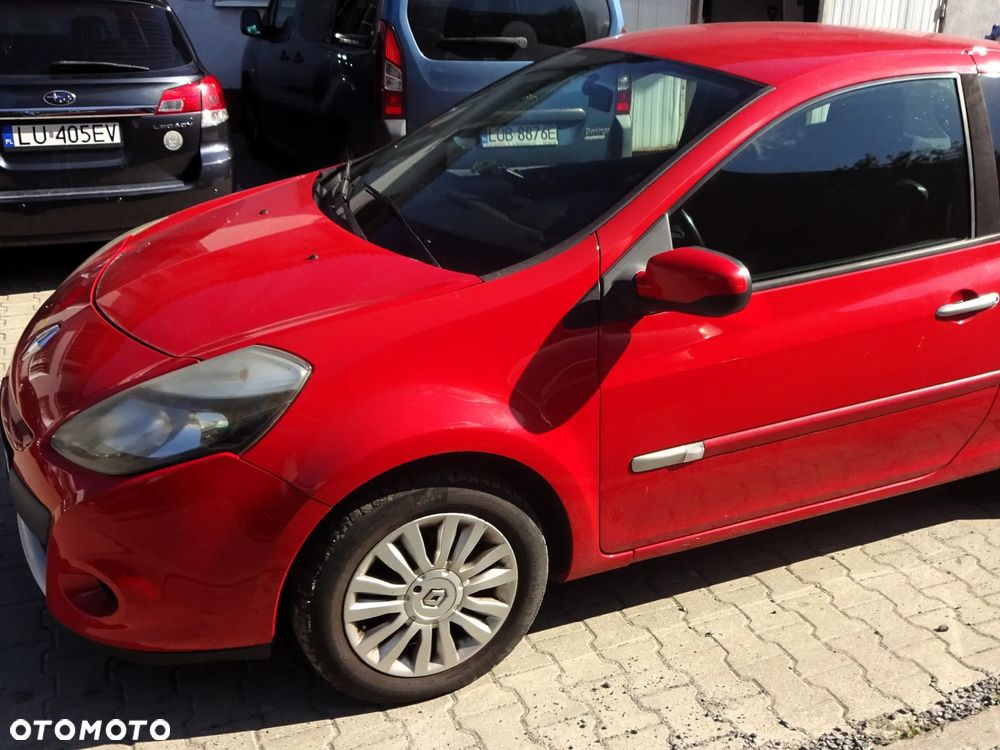 Renault Clio - 7