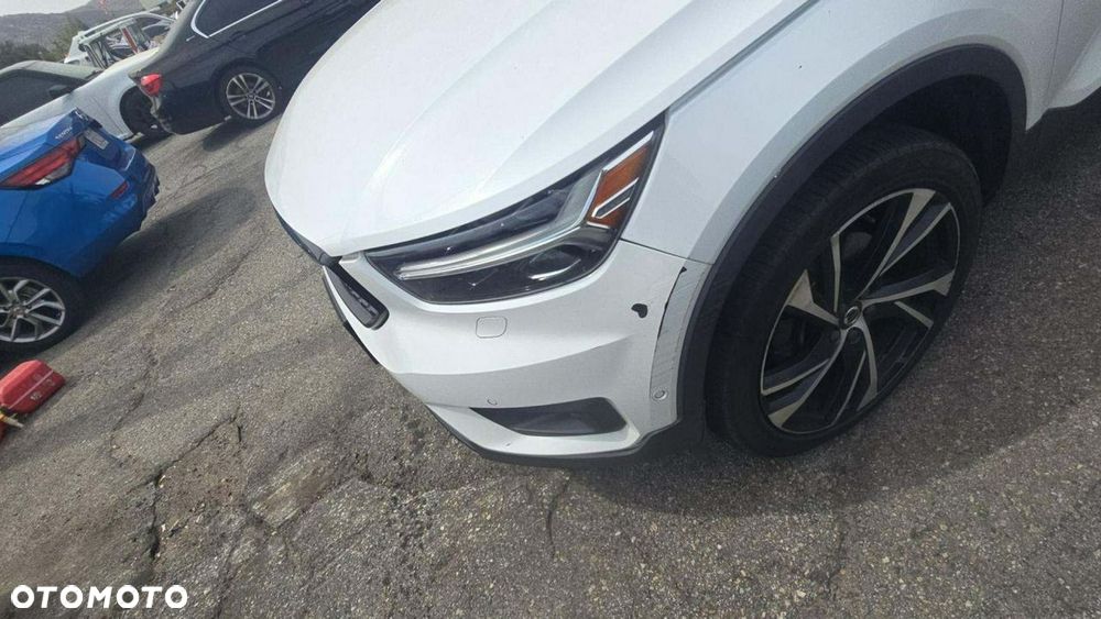 Volvo XC 40 T5 AWD R-Design - 13