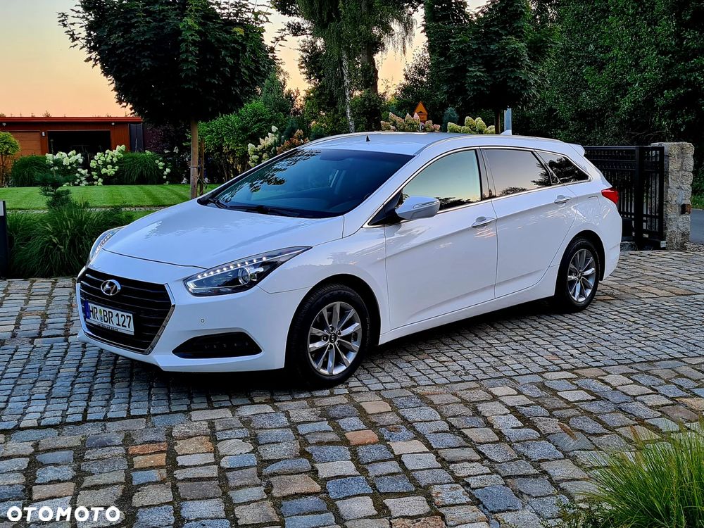 Hyundai i40 1.7 CRDi Premium DCT - 11
