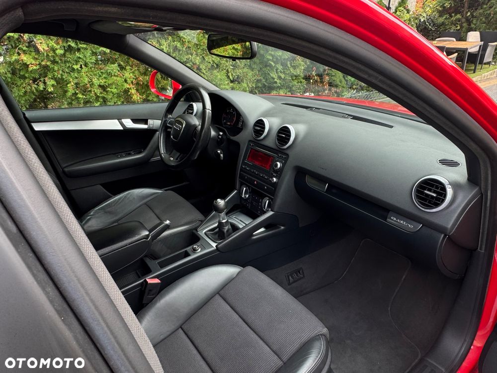 Audi A3 Sportback 2.0 TDI DPF quattro S line Sportpaket (plus) - 23
