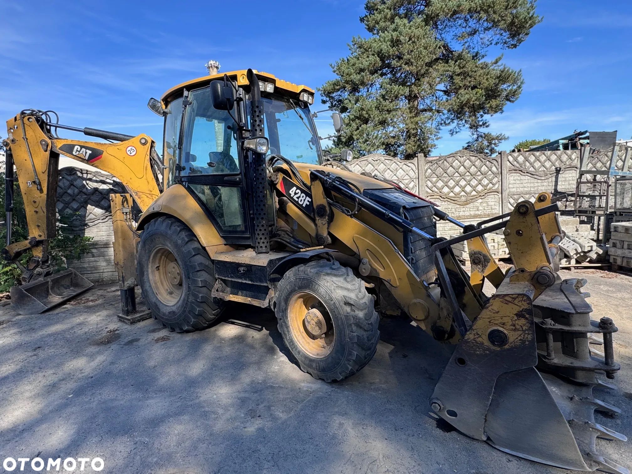 Caterpillar 428f - 1