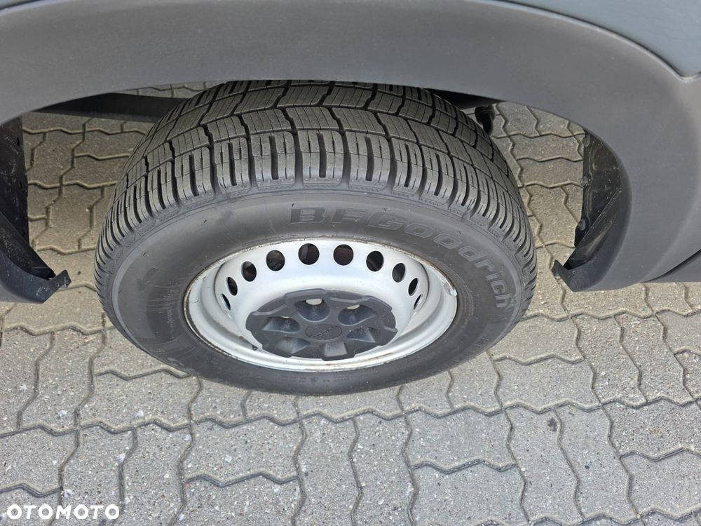 Iveco 35S18 Chłodnia Izoterma Furgon Maxi Izolowany Blaszak Krajowy 3l 180KM Ledy Nawigacja - 19