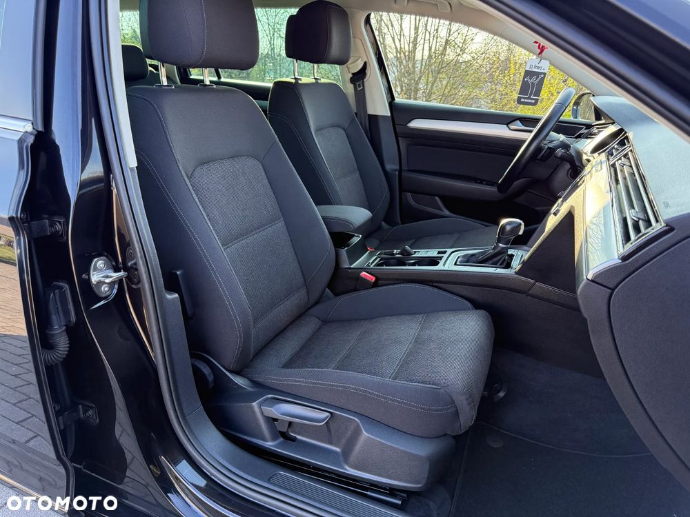 Volkswagen Passat 2.0 TDI SCR DSG Highline - 13