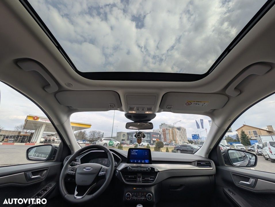 Ford Kuga - 19