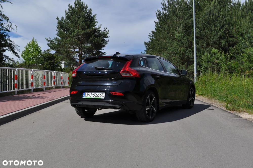 Volvo V40 D2 Momentum - 3