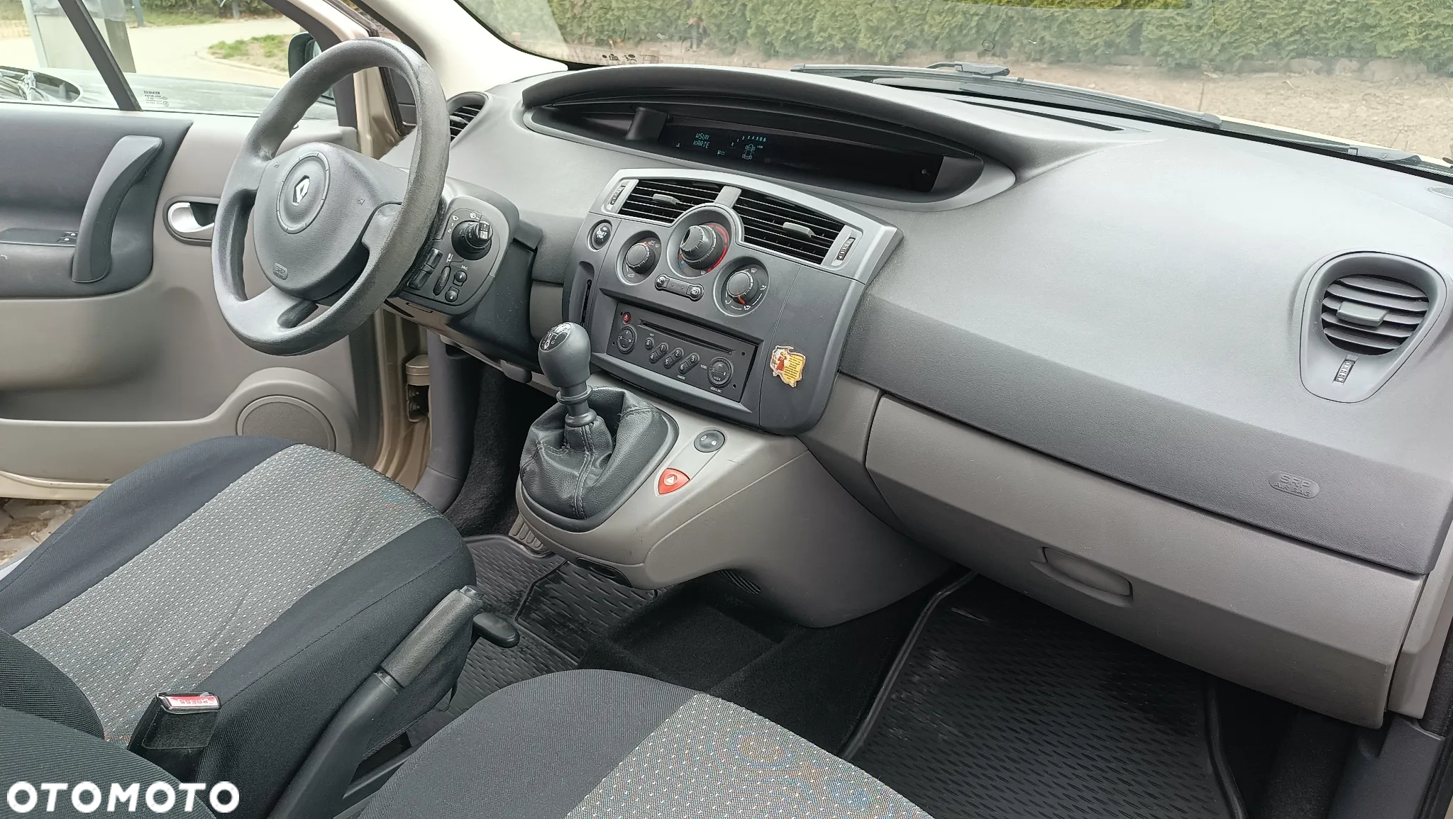 Renault Grand Scenic Gr 1.6 16V Alize - 10