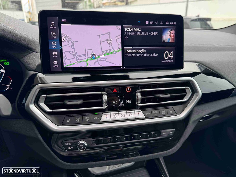 BMW iX3 M Sport Impressive - 14