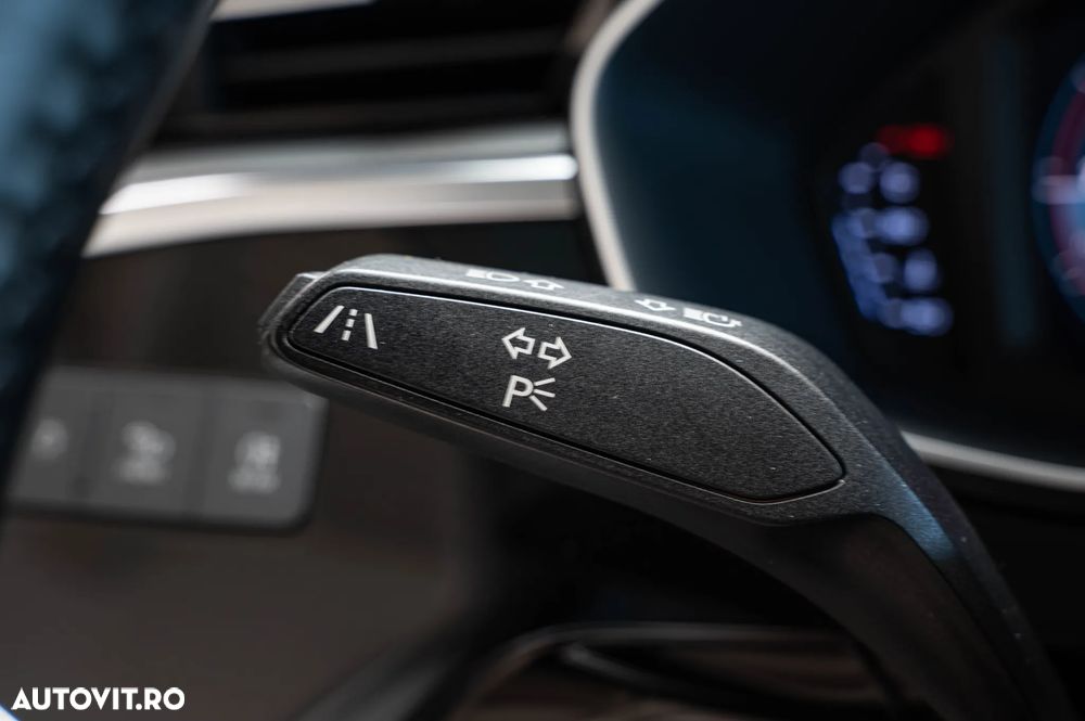 Audi Q3 40 TFSI quattro S tronic S line - 29