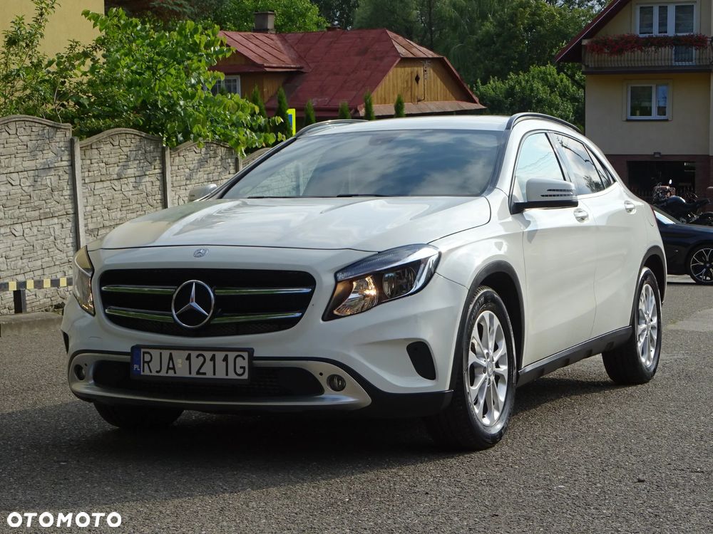 Mercedes-Benz GLA 180 (CDI) d - 11