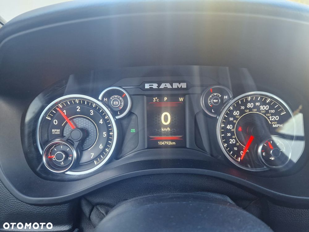 RAM 1500 - 14