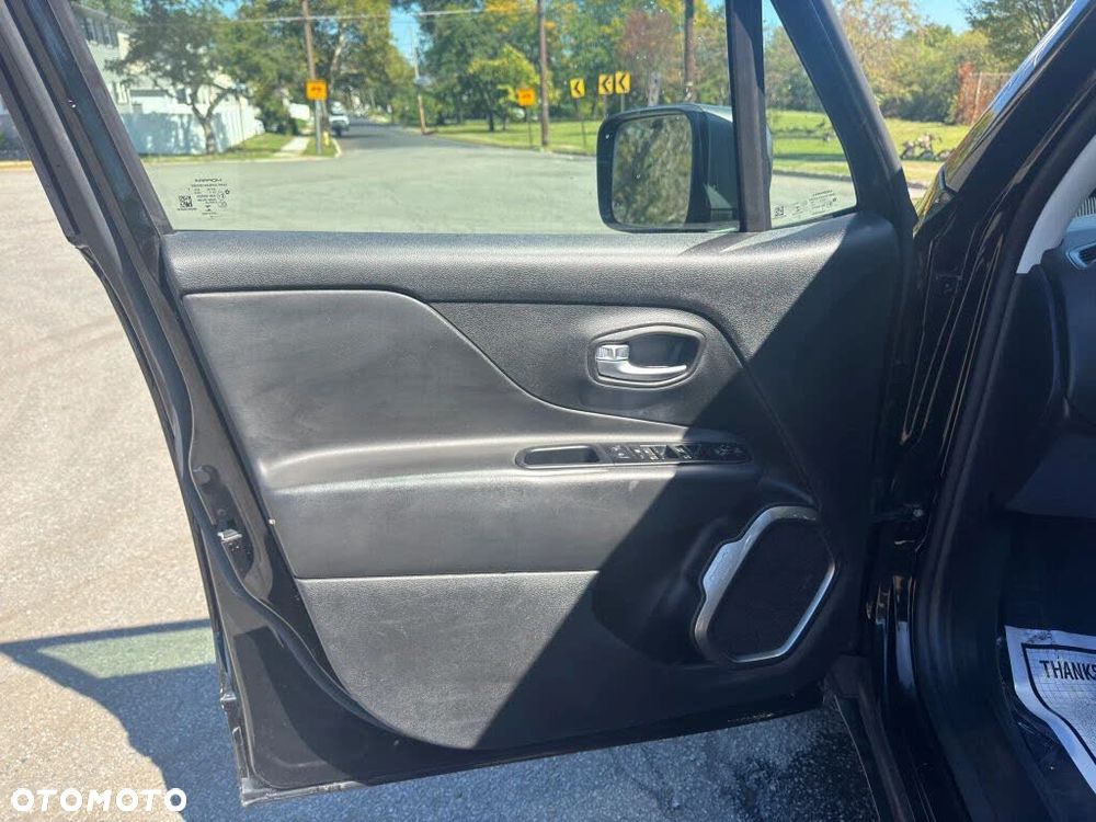 Jeep Renegade 1.3 GSE T4 Turbo Limited 4x4 S&S - 12