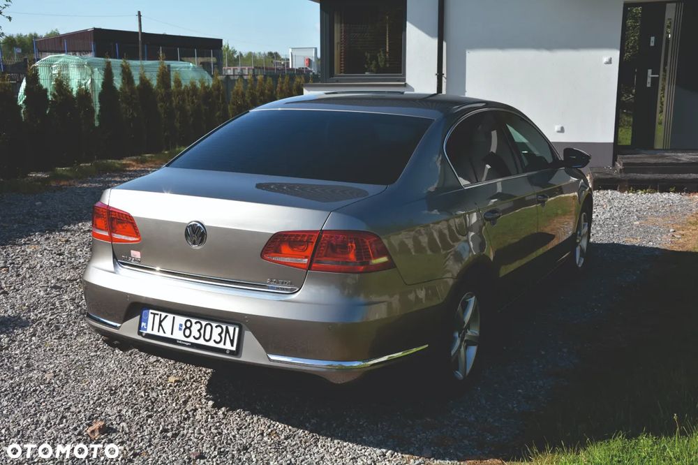 Volkswagen Passat 2.0 TDI Highline DSG - 11
