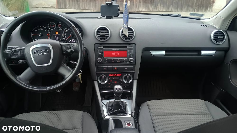 Audi A3 2.0 TDI Attraction - 14