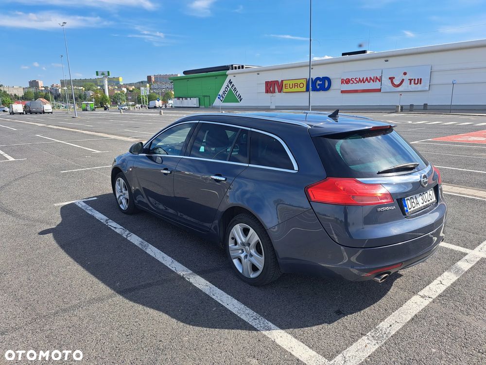 Opel Insignia 2.0 T Cosmo 4x4 - 6
