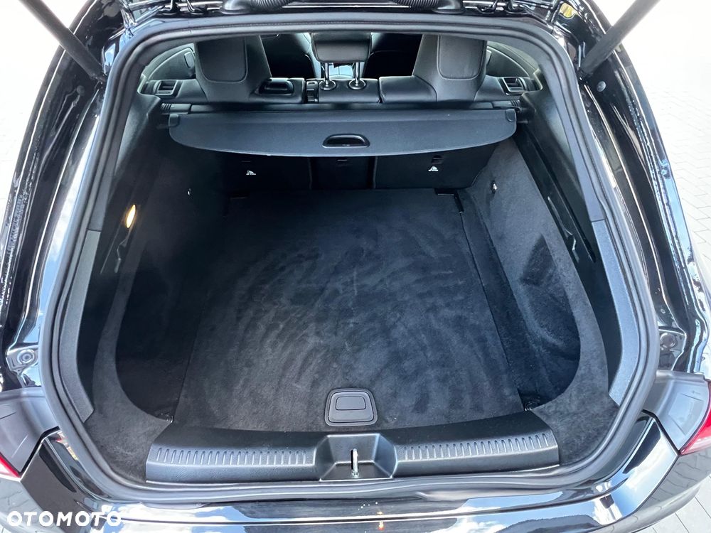 Mercedes-Benz CLA AMG 35 4-Matic 7G-DCT - 33