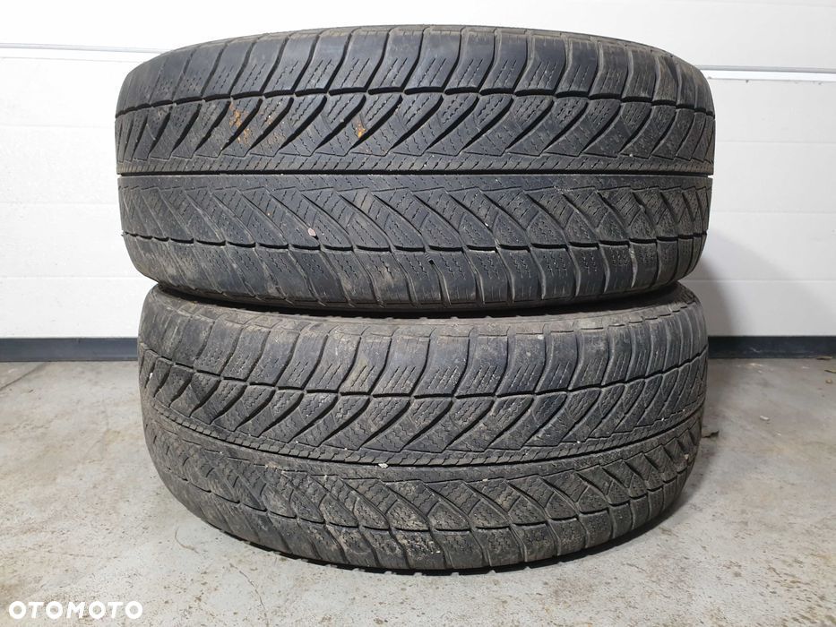 2szt. 225/55/17 97H Goodyear UG Performance 2 5,5mm 2020r [ 843 ]
