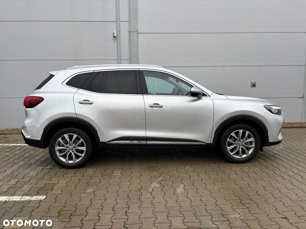 MG HS 1.5 T-GDI Excite DCT - 8