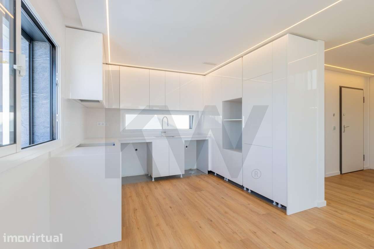 Moradia T3+1 para venda em condominio com jardim e piscina privados - Grande imagem: 3/38