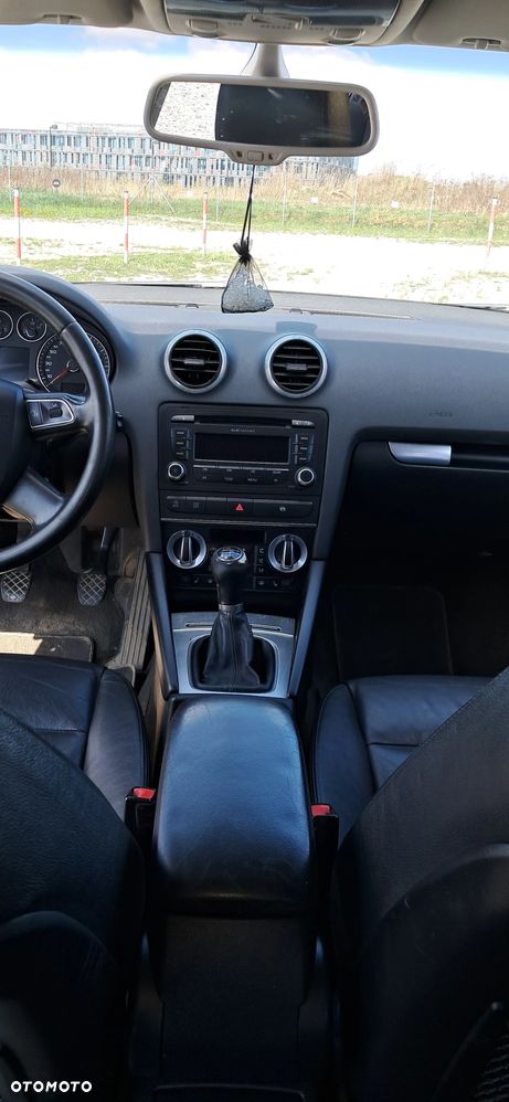 Audi A3 Sportback 1.6 TDI DPF Attraction - 15