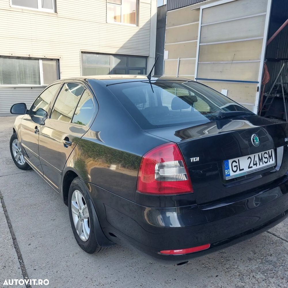 Skoda Octavia 1.6 TDI Ambiente - 4