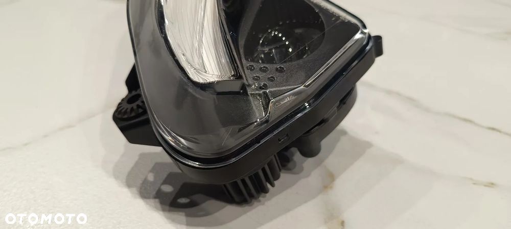 DUCATI PANIGALE V4 REFLEKTOR LAMPA PRZÓD LED - 14