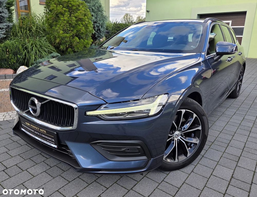 Volvo V60 B3 B DKG Momentum Pro - 3