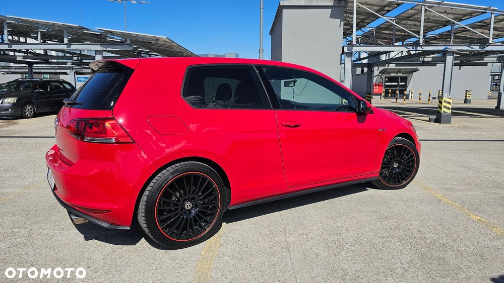 Volkswagen Golf - 20