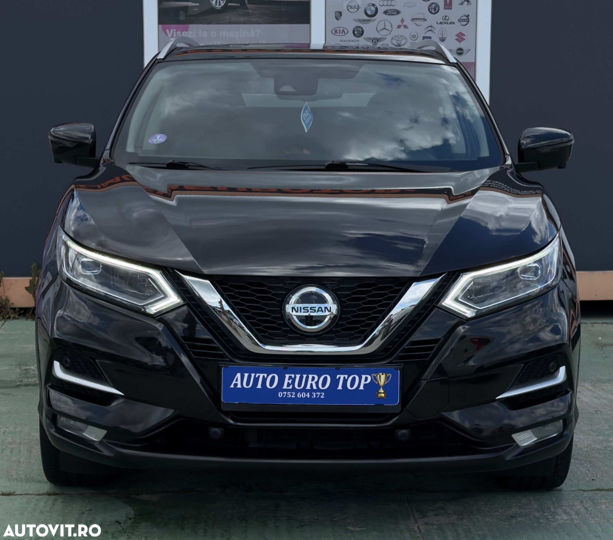 Nissan Qashqai 1.3 DIG-T TEKNA+ - 20