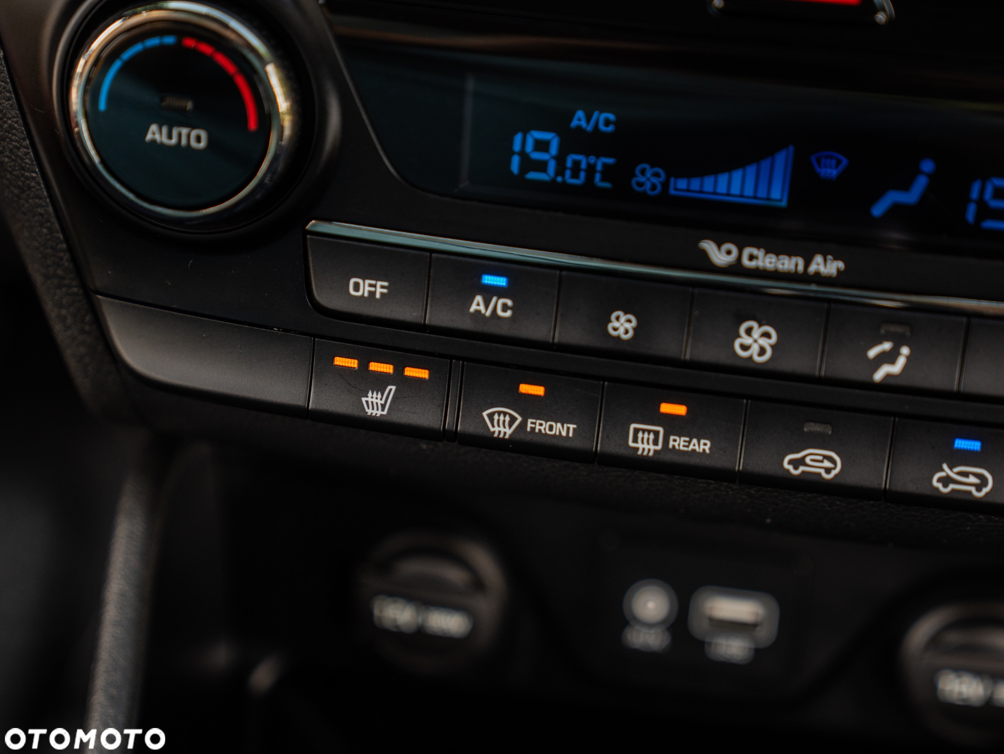 Hyundai Tucson blue 1.7 CRDi 2WD Style - 37