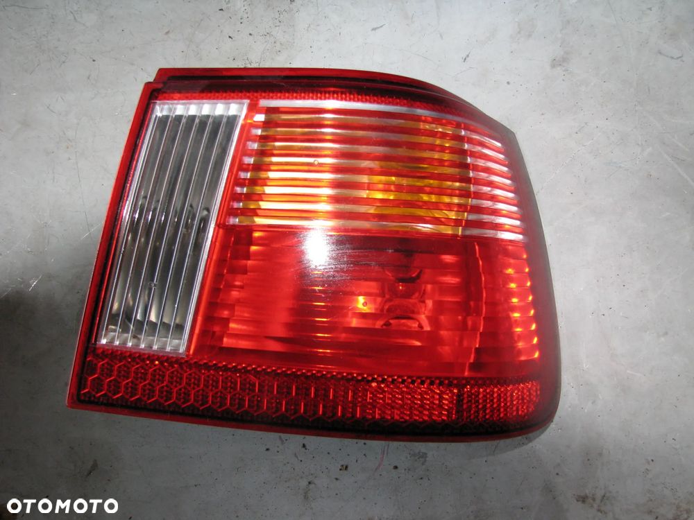 Seat Ibiza II LAMPA TYLNA PRAWA PRAWY TYŁ