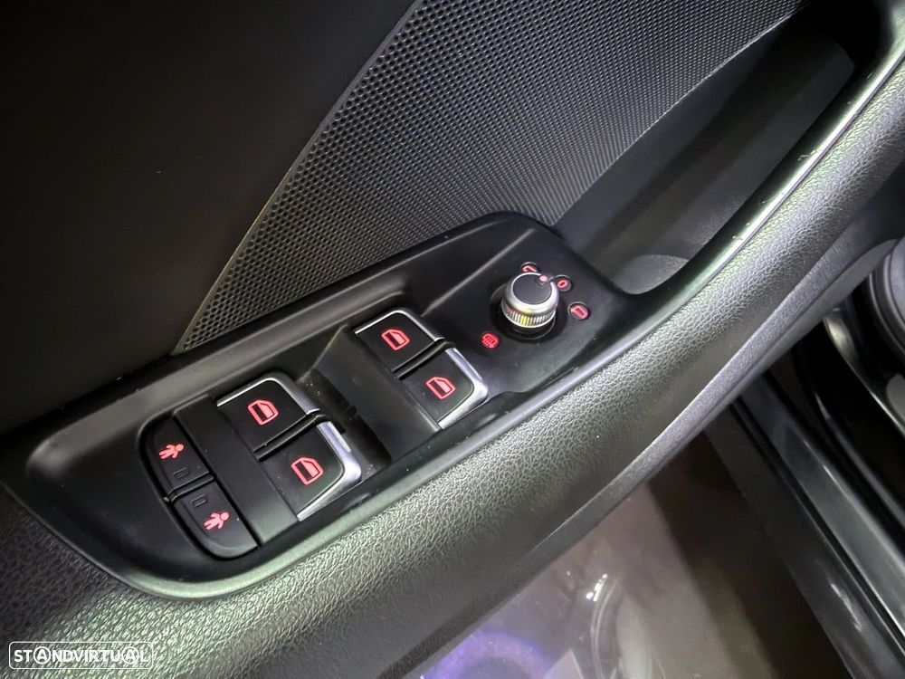 Audi A3 Limousine 2.0 TDI S tronic S line Sport Pack - 28