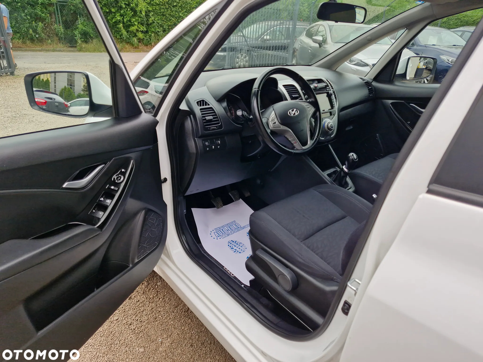 Hyundai ix20 1.4 Premium - 11