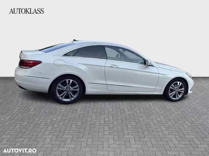 Mercedes-Benz E - 4