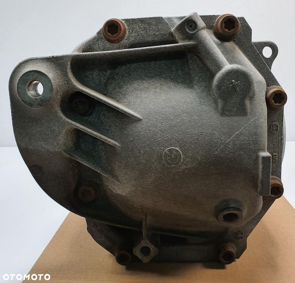 MOST DYFER TYŁ 2.81 BMW 5 F10 4.4 V8 7577099 - 3