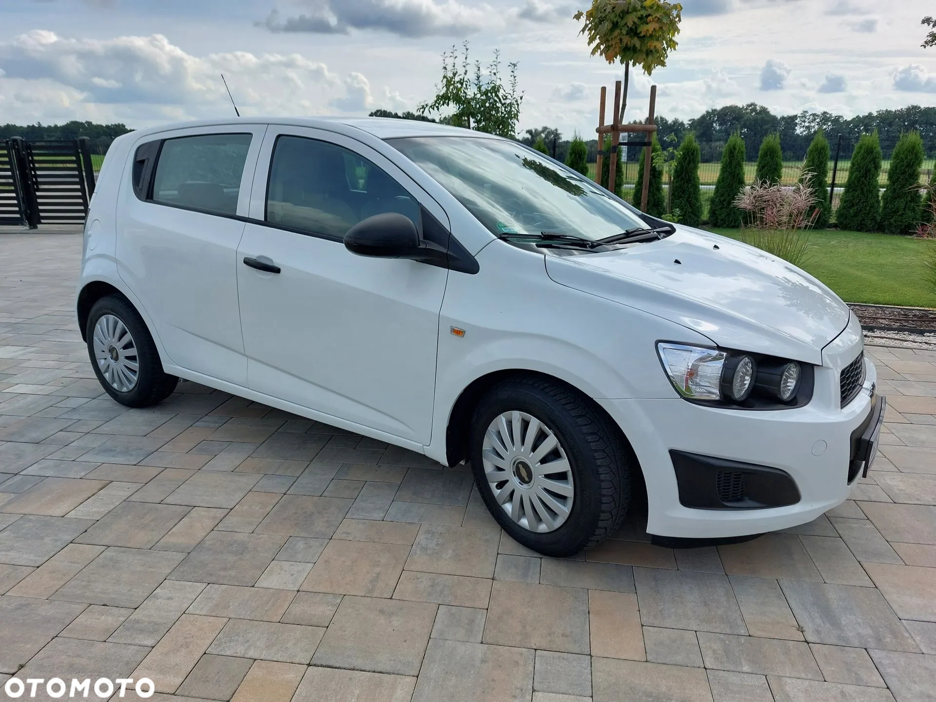 Chevrolet Aveo 1.2 LS - 24