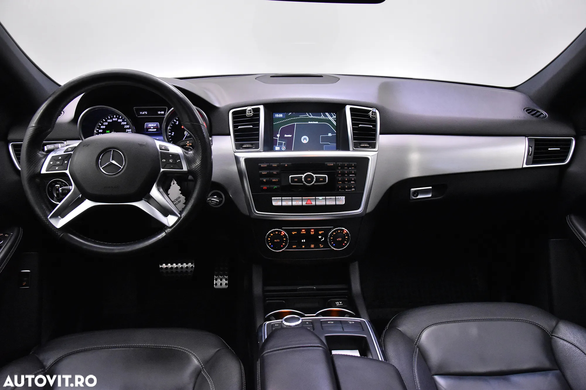 Mercedes-Benz ML 350 BlueTec 4MATIC Aut - 9