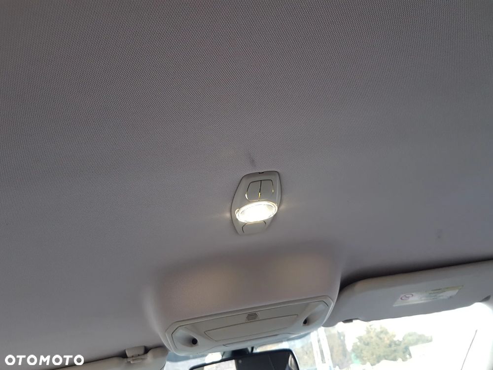 Ford Focus 1.6 EcoBoost Titanium - 19