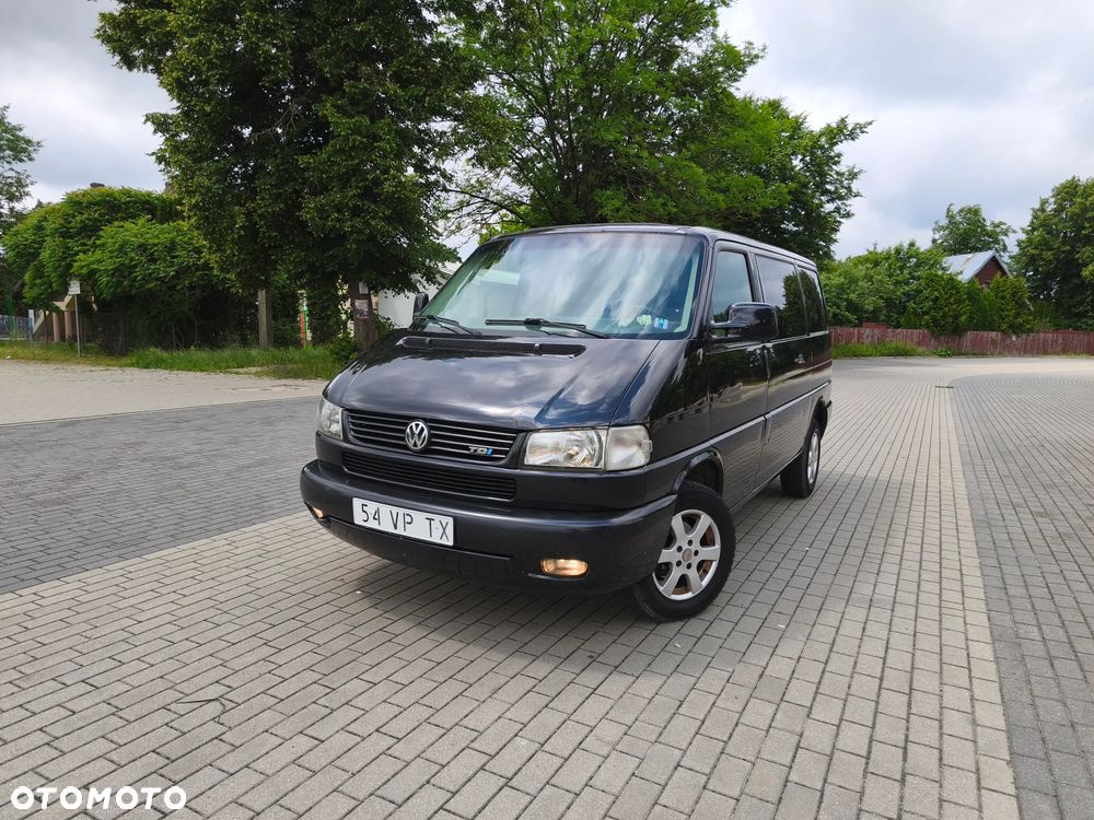 Volkswagen Transporter - 1