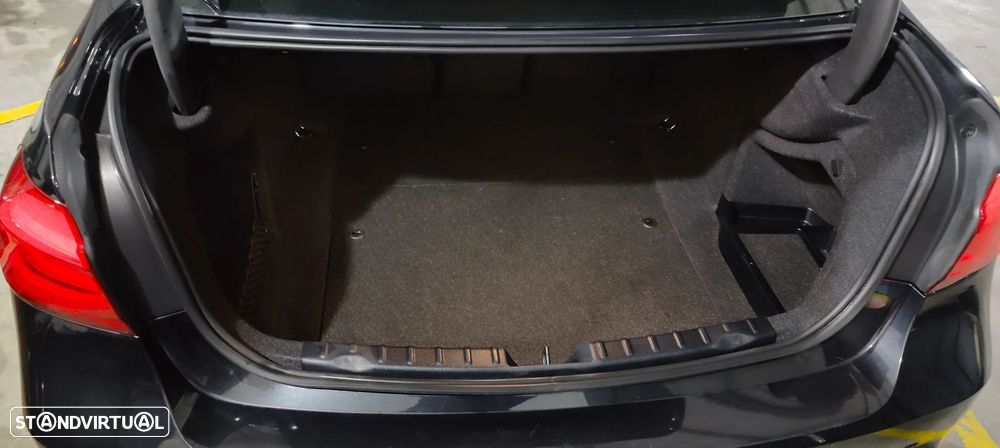 BMW 320 d Pack M Auto - 30