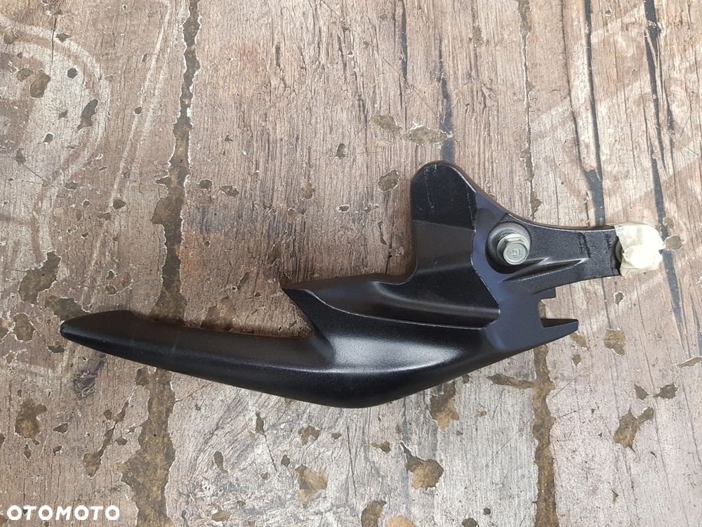 Uchwyt pasażera prawy Honda CBR 250 - 12