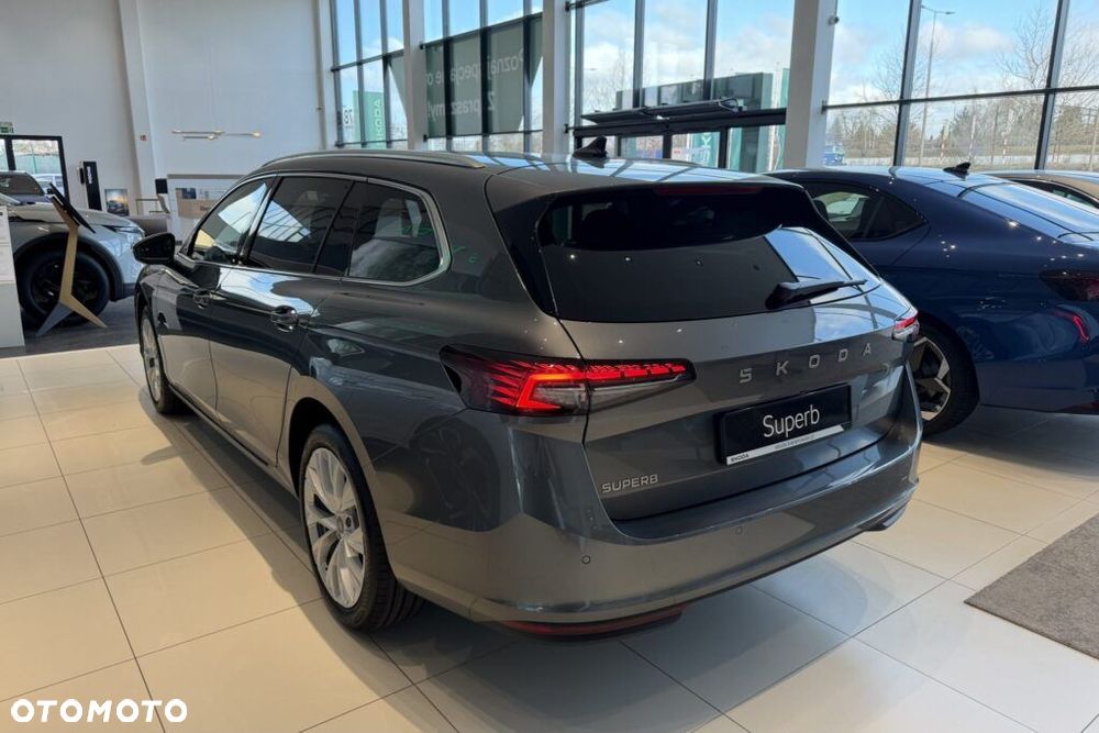 Skoda Superb 2.0 TDI SCR Drive DSG - 5