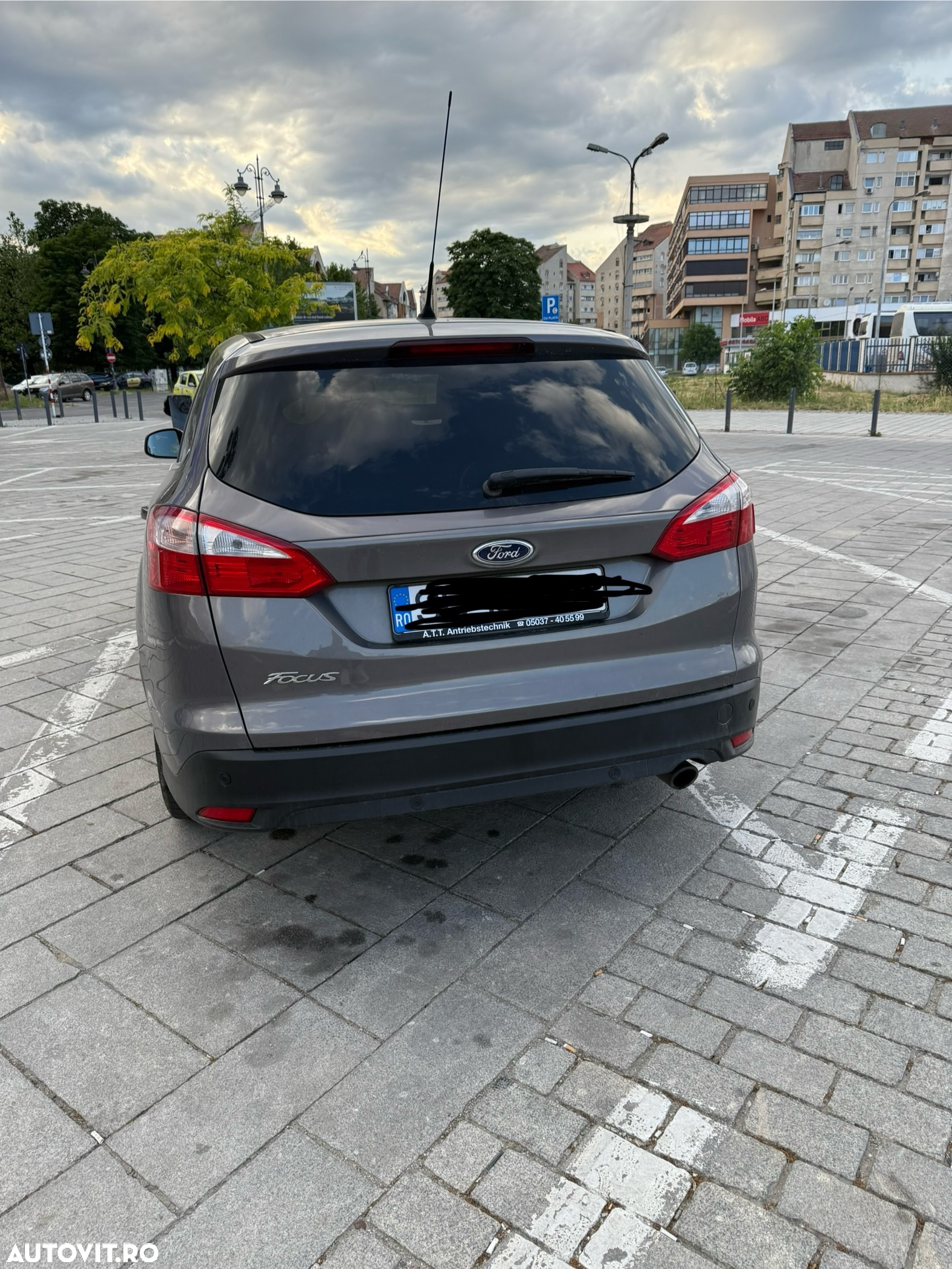 Ford Focus 2.0 TDCi DPF Powershift Sport - 3